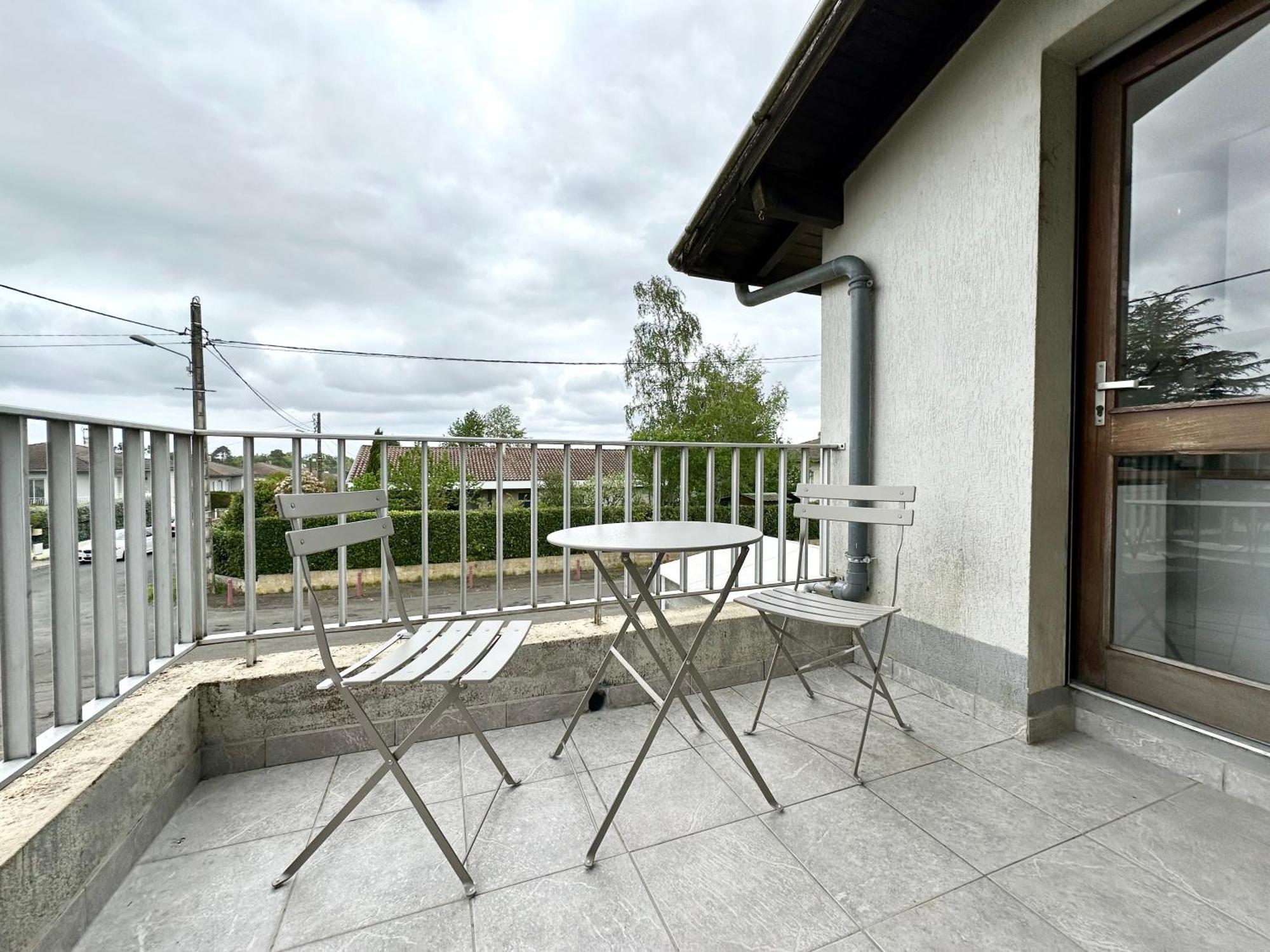 La Riviera - Terrasse - Parking & Parc Lägenhet Mont-de-Marsan Exteriör bild